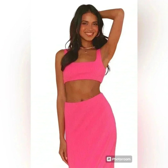 NWT Show Me Your Mumu Hot Pink Crop Top Size Extra Small - Picture 1 of 3